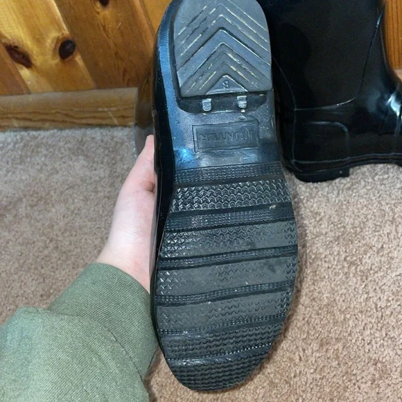 Hunter Original Tall Gloss Women's Rain Boots - Black, Size 6M/7F rain boots - Picture 12 of 12